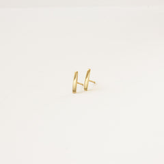 Dainty Bar Studs