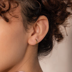 7mm Dainty Huggies