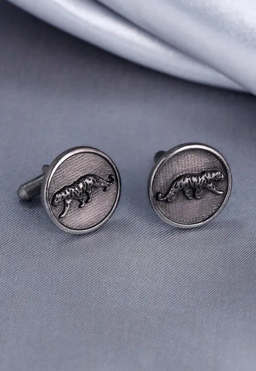 Silver  Calm Chetaah Cufflink Pair