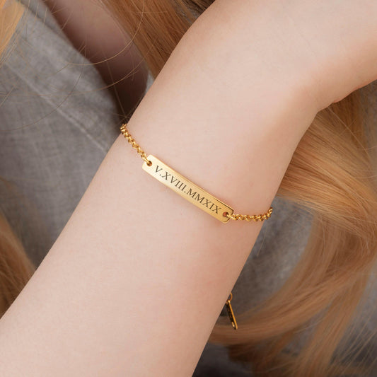 Custom Bar Bracelet Bracelet.