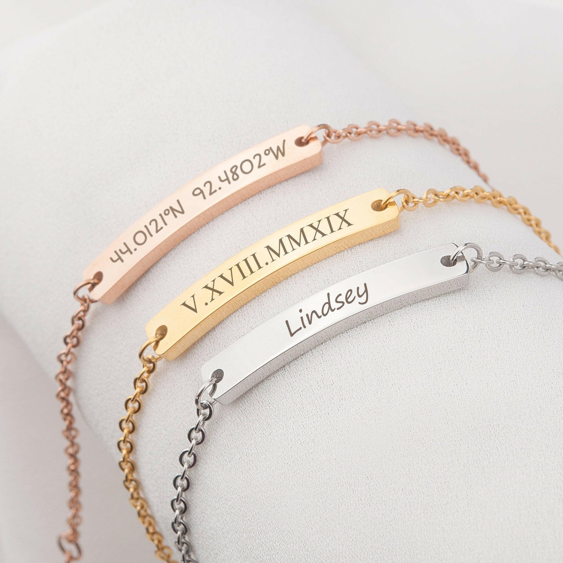 Custom Bar Bracelet Bracelet.