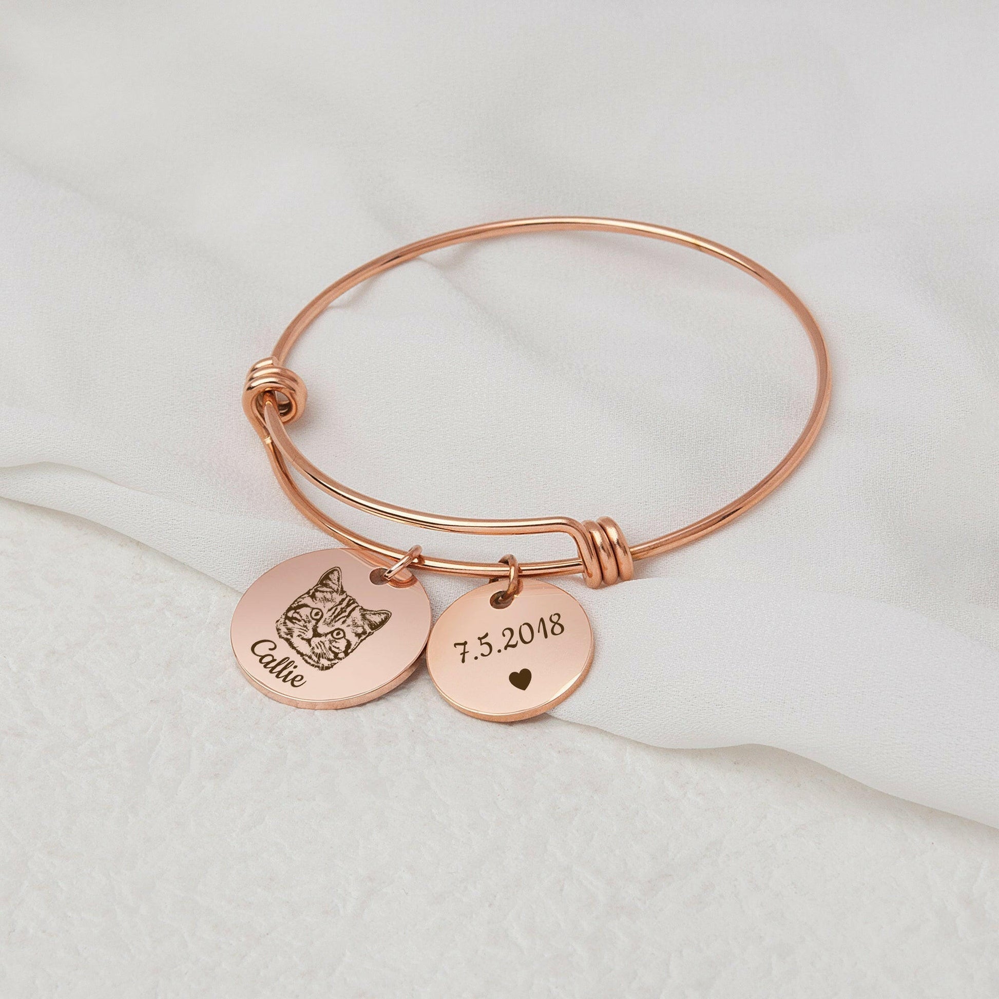 Custom Dog Portrait Bracelet, Pet Gifts for Cat Owners Bracelet.
