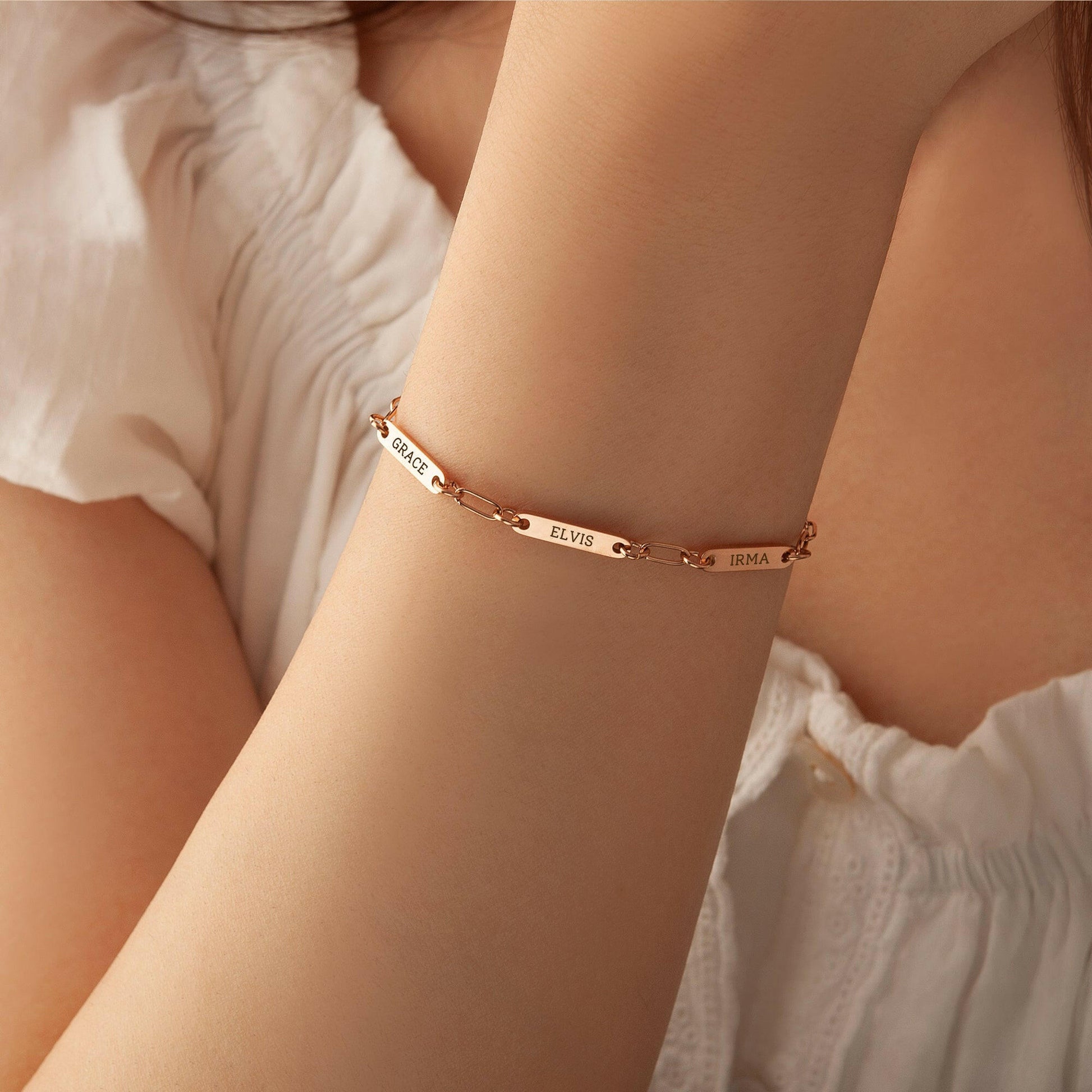 Custom Women's Paper Clip Chain Bracelet Bracelet.