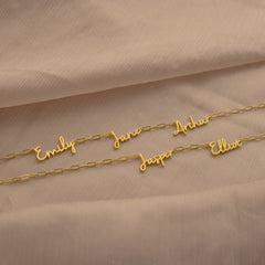 Carrie Multiple Name Necklace in Curb Chain