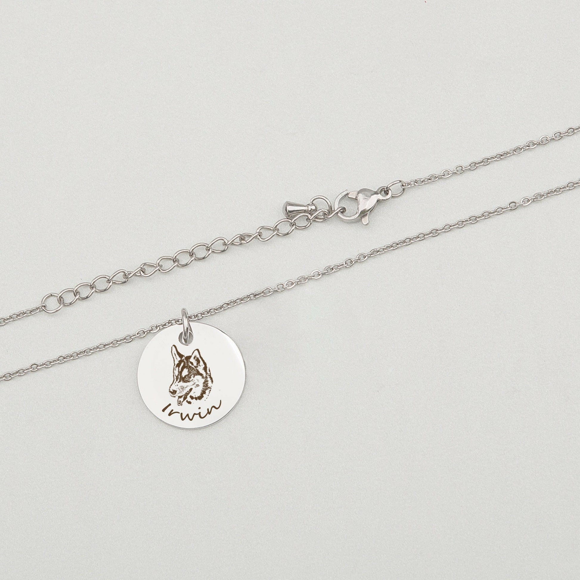 Personalized Pet Portrait Necklace Birth Flower Jewelry.